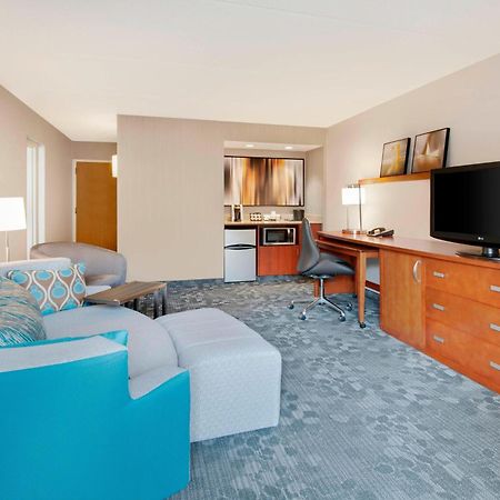 Courtyard By Marriott Savannah Midtown Екстериор снимка